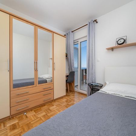 Apartment Ana Макарска Экстерьер фото